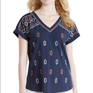 Embroidered navy tee